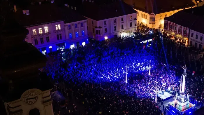 Győrben is beégtek a tiszások - Videó