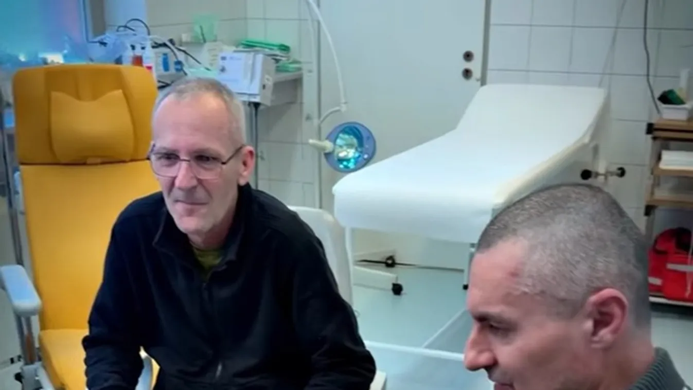 Orbán Viktor meglátogatta a kiszabadított hadifoglyokat