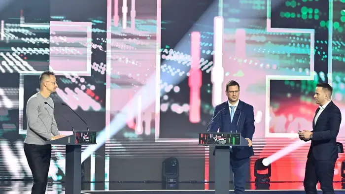 Szijjártó Péter, Gulyás Gergely: Ukrajna támadás alatt fogja tartani földgázellátásunkat is