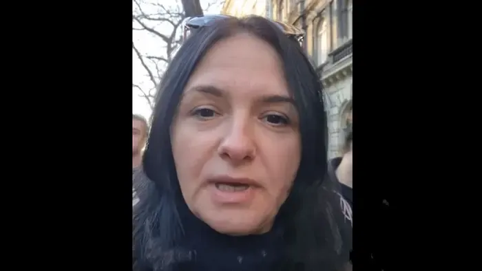 Már nem is titkolják: a Zelenszkij által kitüntetett ukrán politikus Budapesten kampányol a Tisza mellett (VIDEÓ)