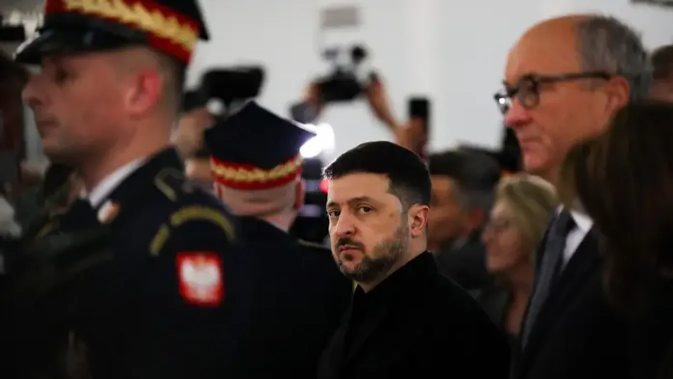 Ukrán titkosszolgálati tábornok: Orbán addig játszik, amíg öt golyót nem kap