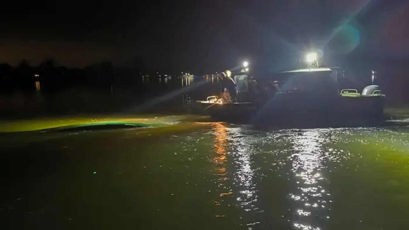 Felborult egy csónak a Dunán – civilek is küzdöttek az egyik utas életéért