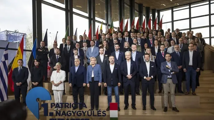 Santiago Abascal az I. Patrióta Nagygyűlésen: Orbán Viktor tartja magát az adott szavához