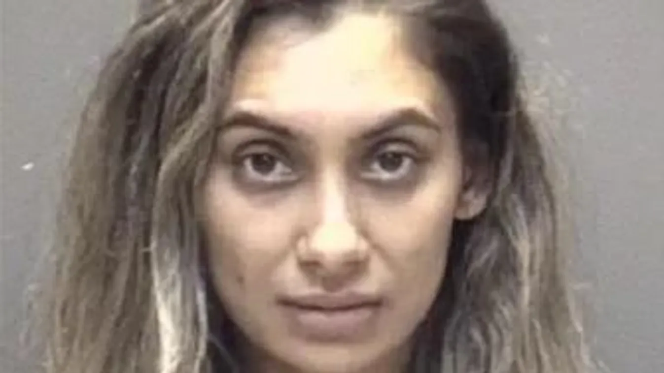 Hátba szúrta, majd ledobta az erkélyről 17 hónapos lányát