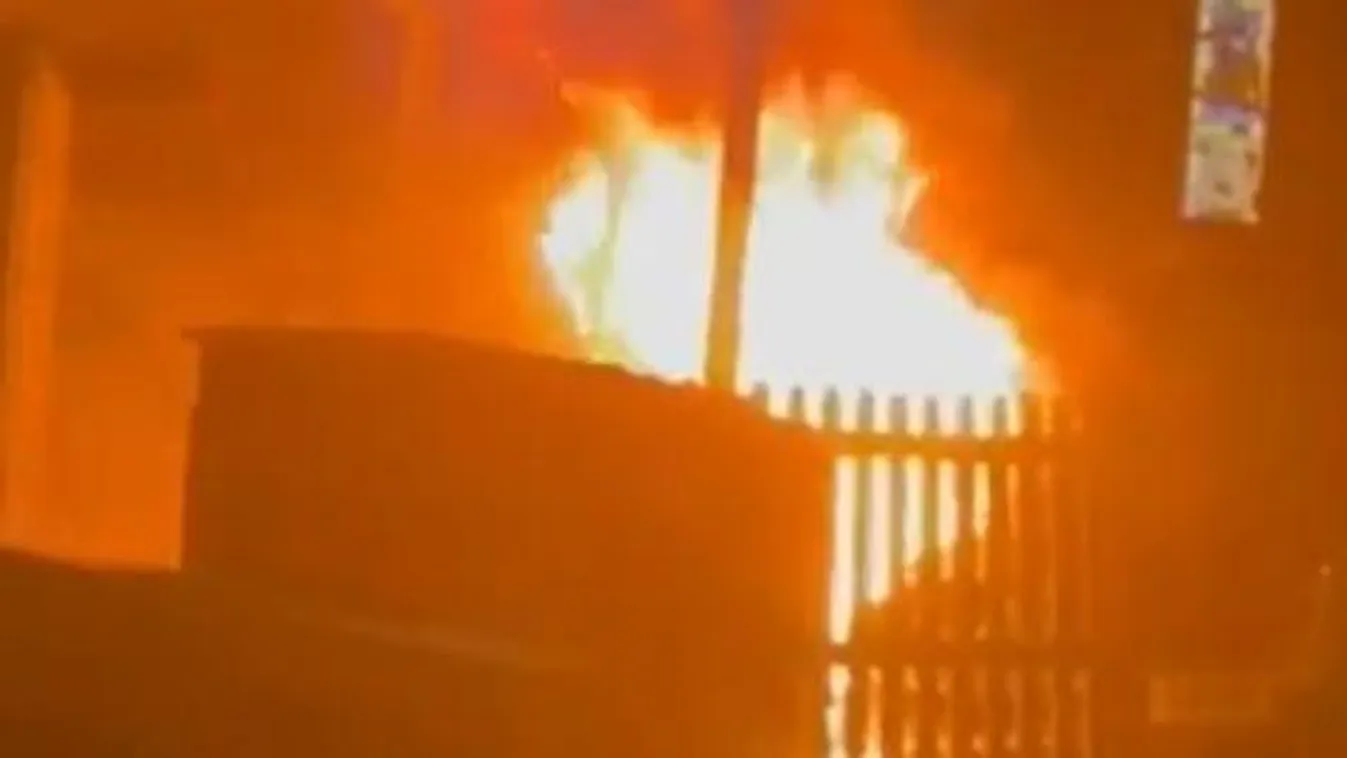 Zsidó jótékonysági szervezet mentőautóit gyújtották fel Londonban