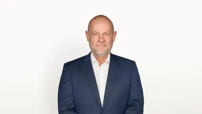 „A kis **banc megerőszakolta a mi szeretett miniszterelnökünket” – gyerekek előtt, vállalhatatlanul viccelődött a tiszás jelölt