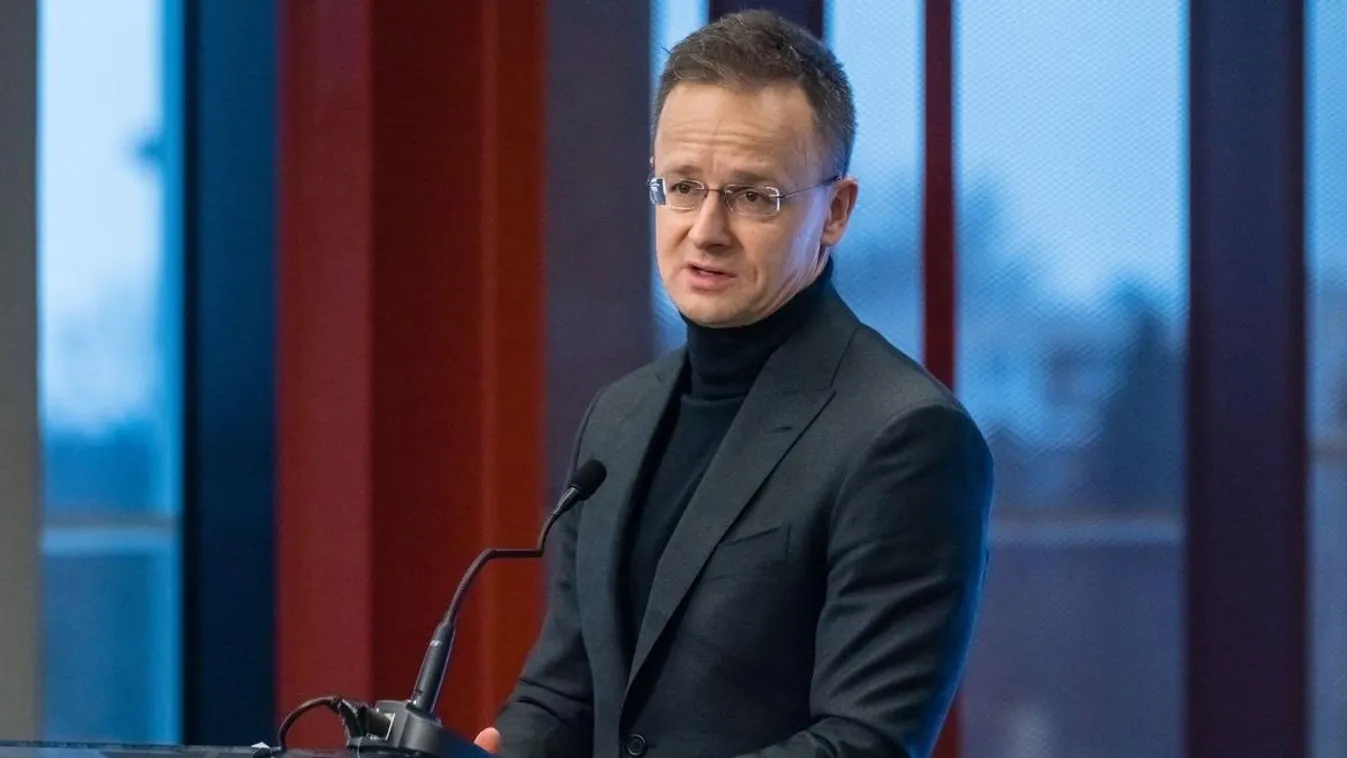 Szijjártó Péter: Különjáratok indulnak Jordániából Budapestre