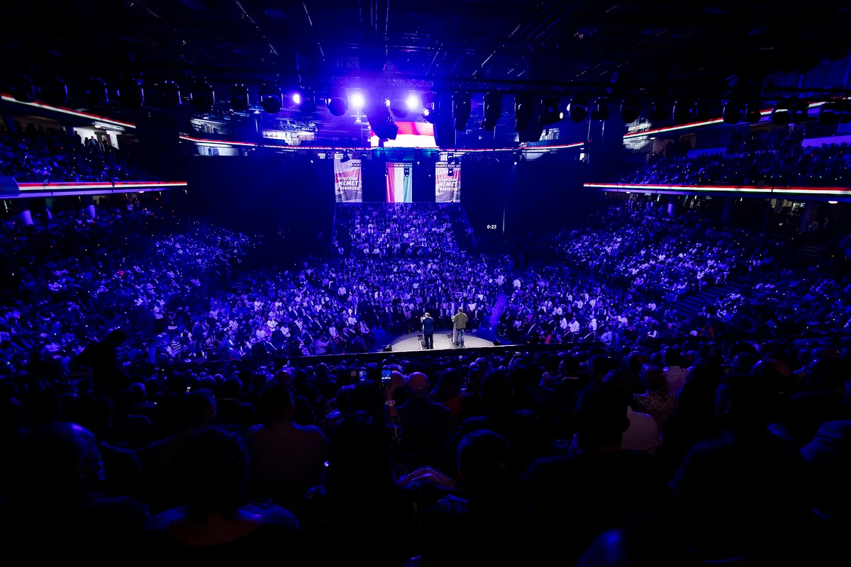 ORBÁN Viktor; LÁZÁR János