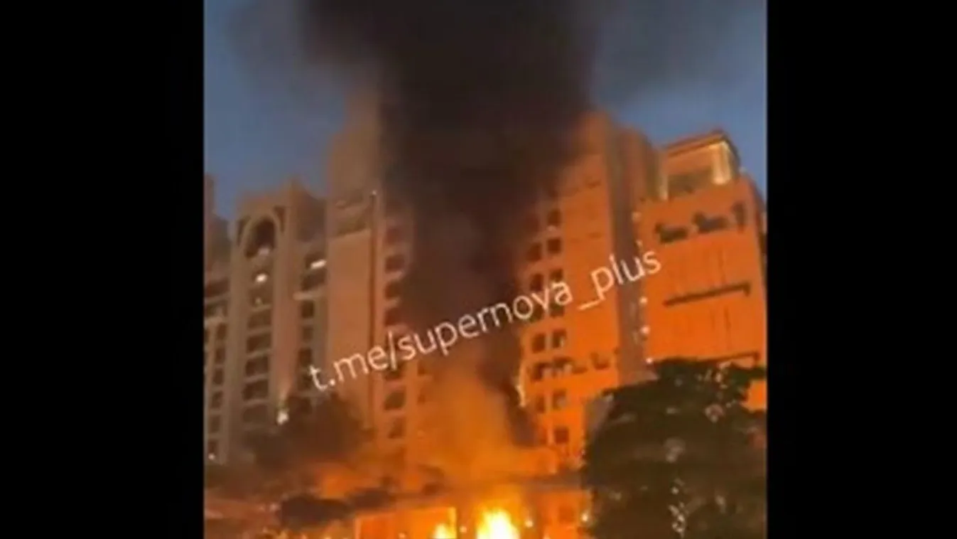 Rakétatámadás után lángba borult egy dubaji luxushotel + videó
