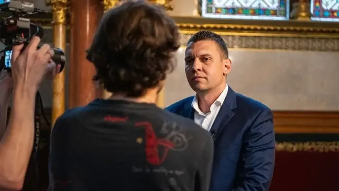 Menczer Tamás: Ukrajna újabb vörös vonalat lépett át, már Orbán Viktor családját is fenyegetik + videó