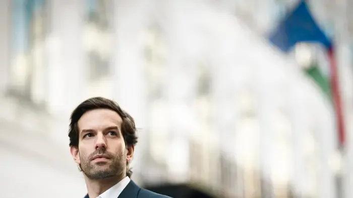 Felháborító: Fekete-Győr András a NATO beavatkozását kéri Magyarországon Magyar Péter érdekében