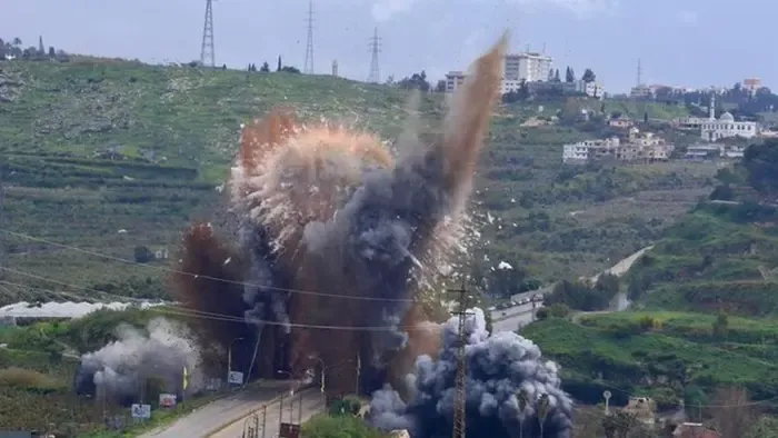 Izrael újabb légitámadást indított Teherán ellen