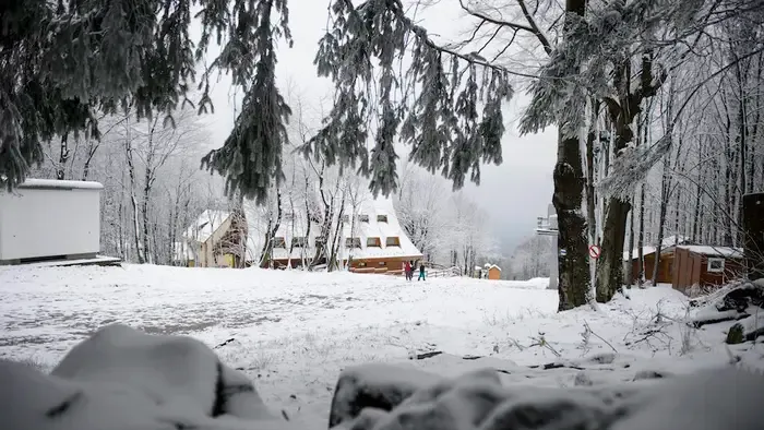 Kifehéredett a táj reggelre Magyarország több pontján, látványos felvételek készültek
