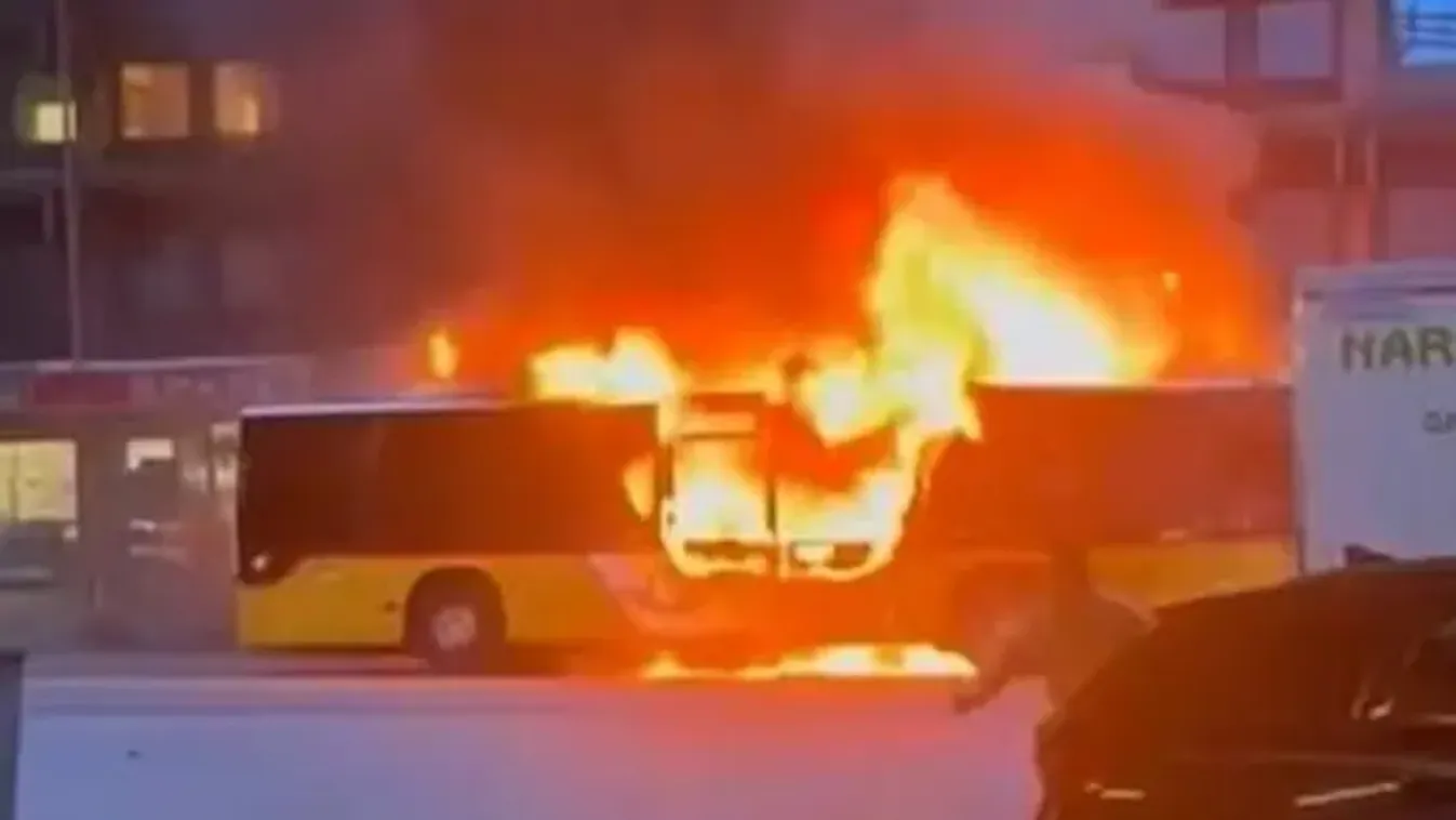 Felgyújtotta magát egy férfi a buszon, többen meghaltak