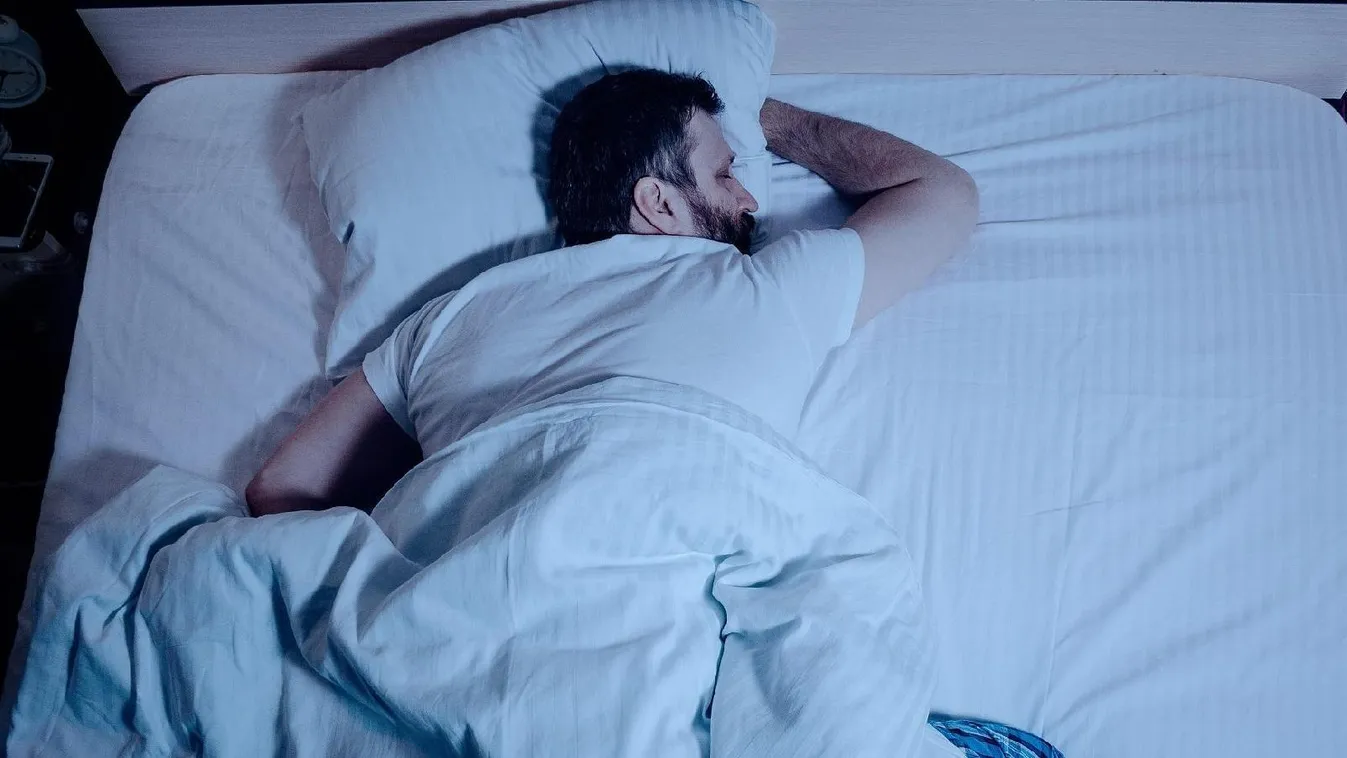 Egy apró éjszakai szokás többet árthat, mint hisszük