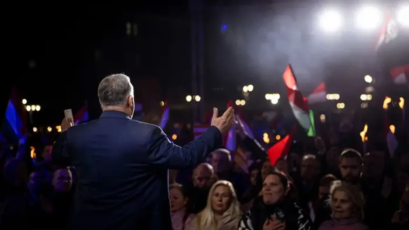Orbán Viktor érdekes húzása Kaposváron – az elemző szerint ez sokat elárul arról, melyik félnek jobbak a számai