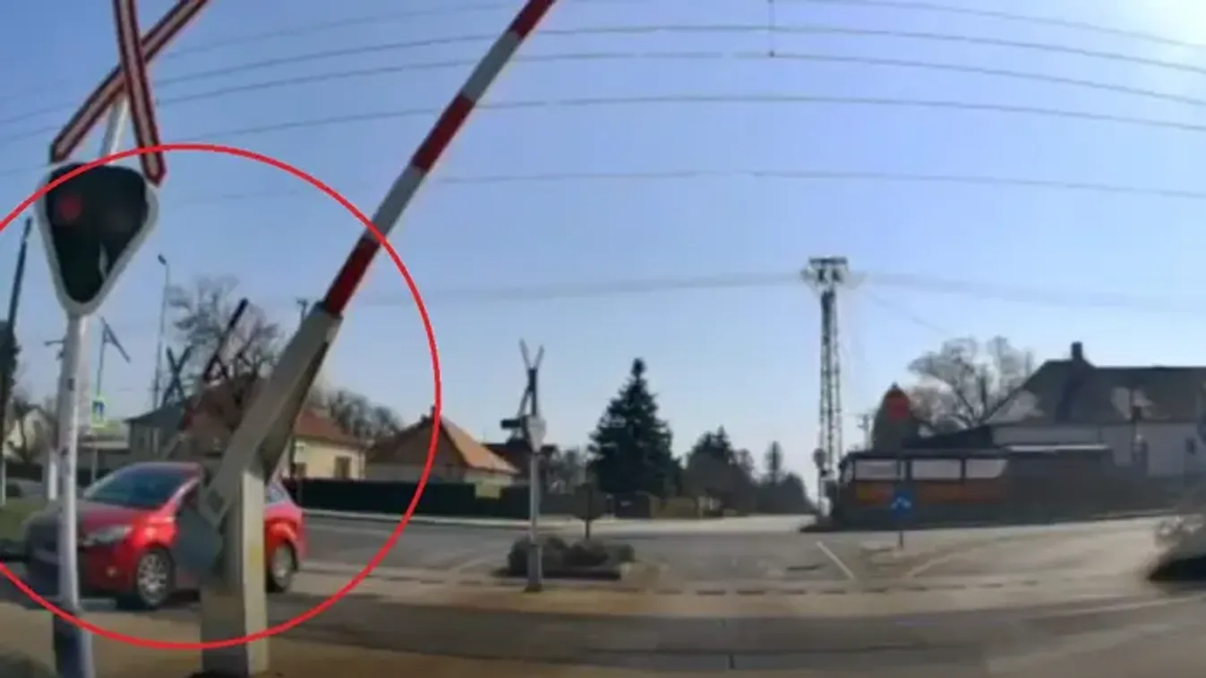 Rendőrök szeme láttára szabálytalankodott egy részeg - Videó