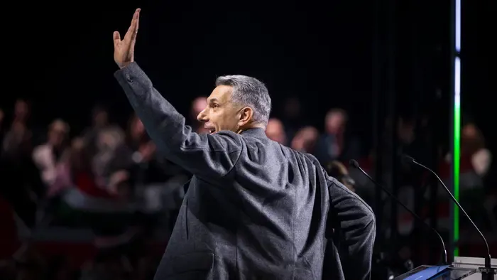 Lázár János: Magyar Péter cserben hagyott minden magyar választót!