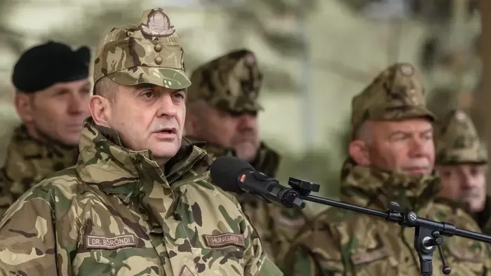 Haderőfejlesztés, fejlődés és a szolgálat elsőbbsége jellemző a Magyar Honvédségre