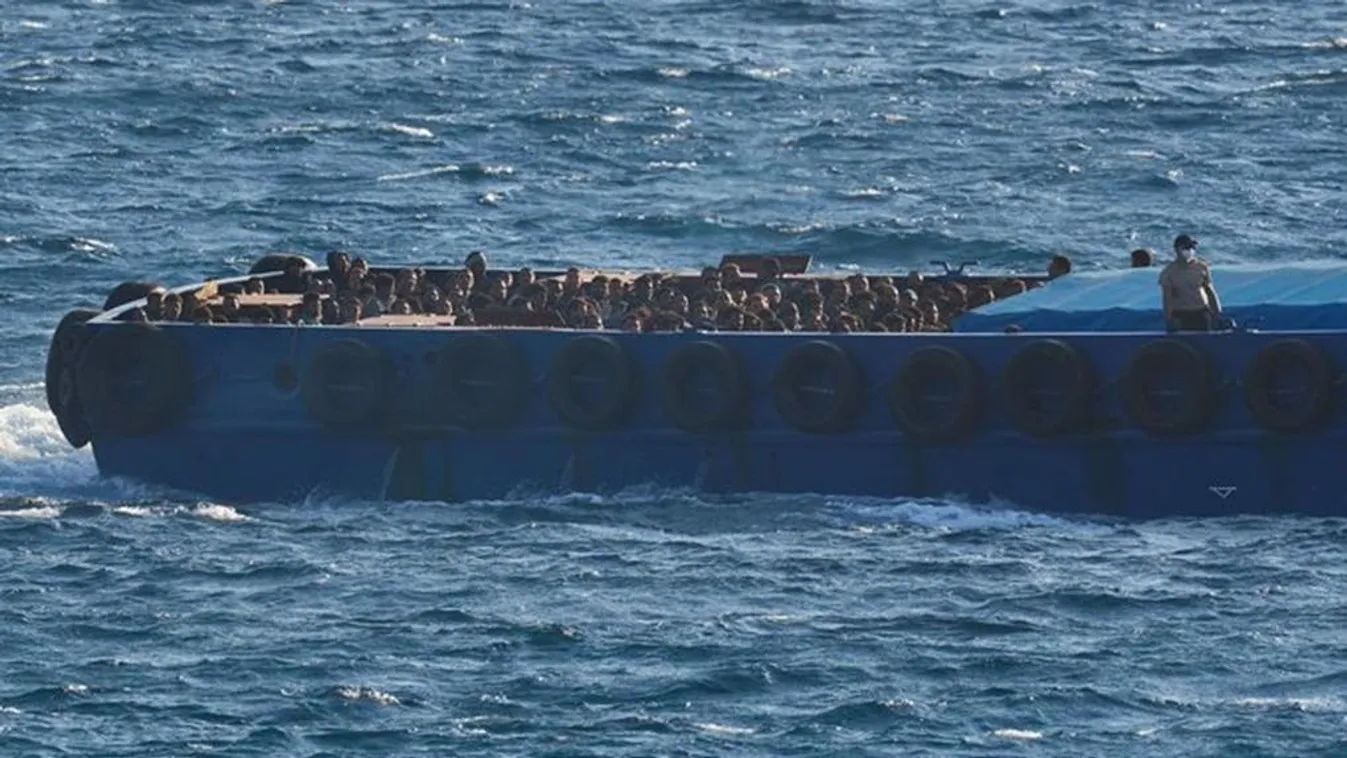 Többen meghaltak egy Líbia partjainál napokig sodródó hajón