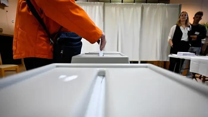 Kilenc óráig a polgárok 16.89 százaléka szavazott