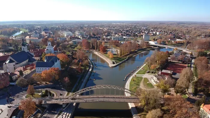 Riadóztatták a helyieket, óriási invázió várható egy magyar nagyvárosban