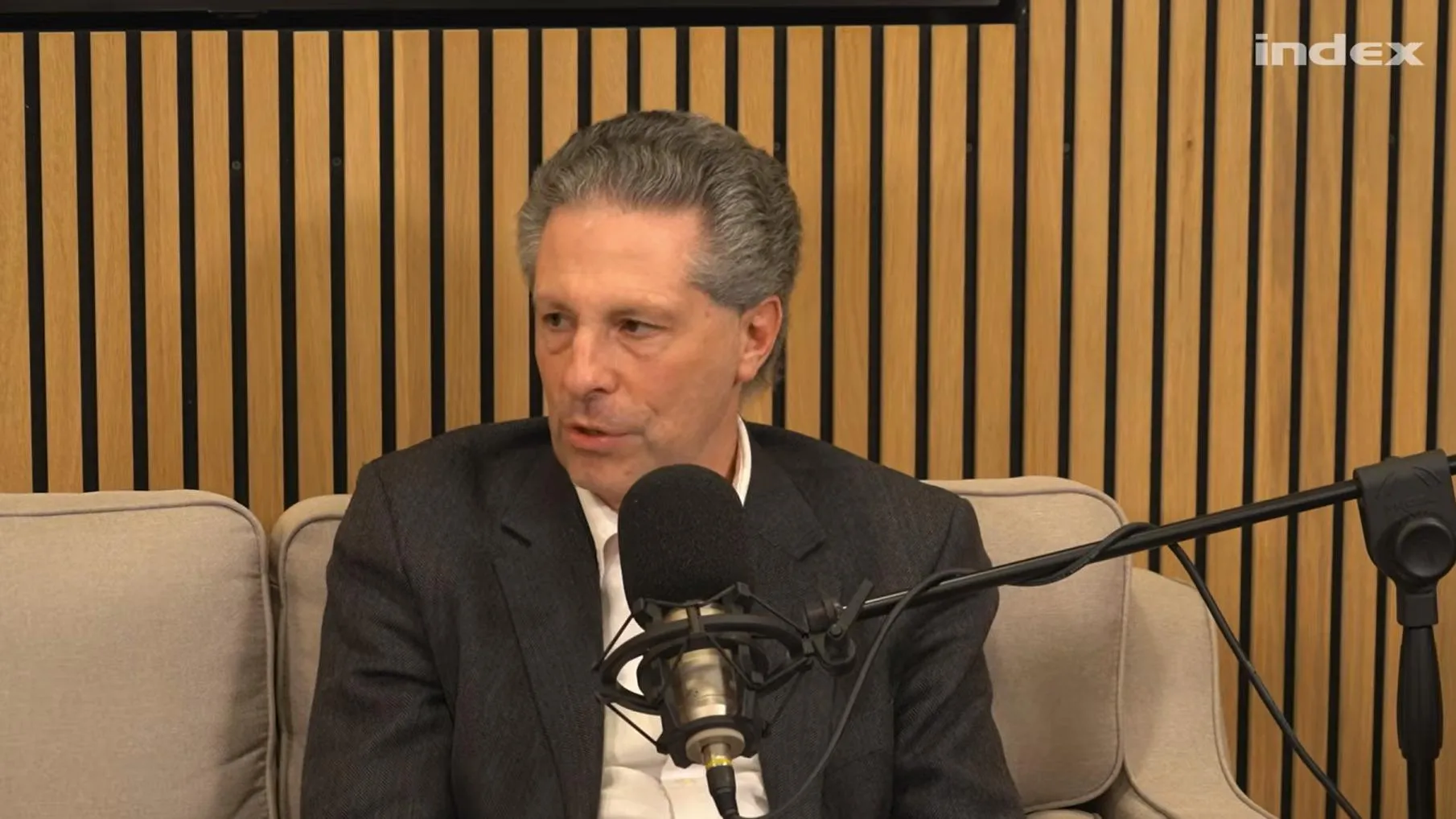 Schiffer András: Nem túlzás, hogy nyugati titkosszolgálatok dolgoznak a magyar választás befolyásolásán