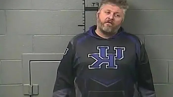 Elege lett abból, ahogy ránéz, ezért megölte a volt élettársát