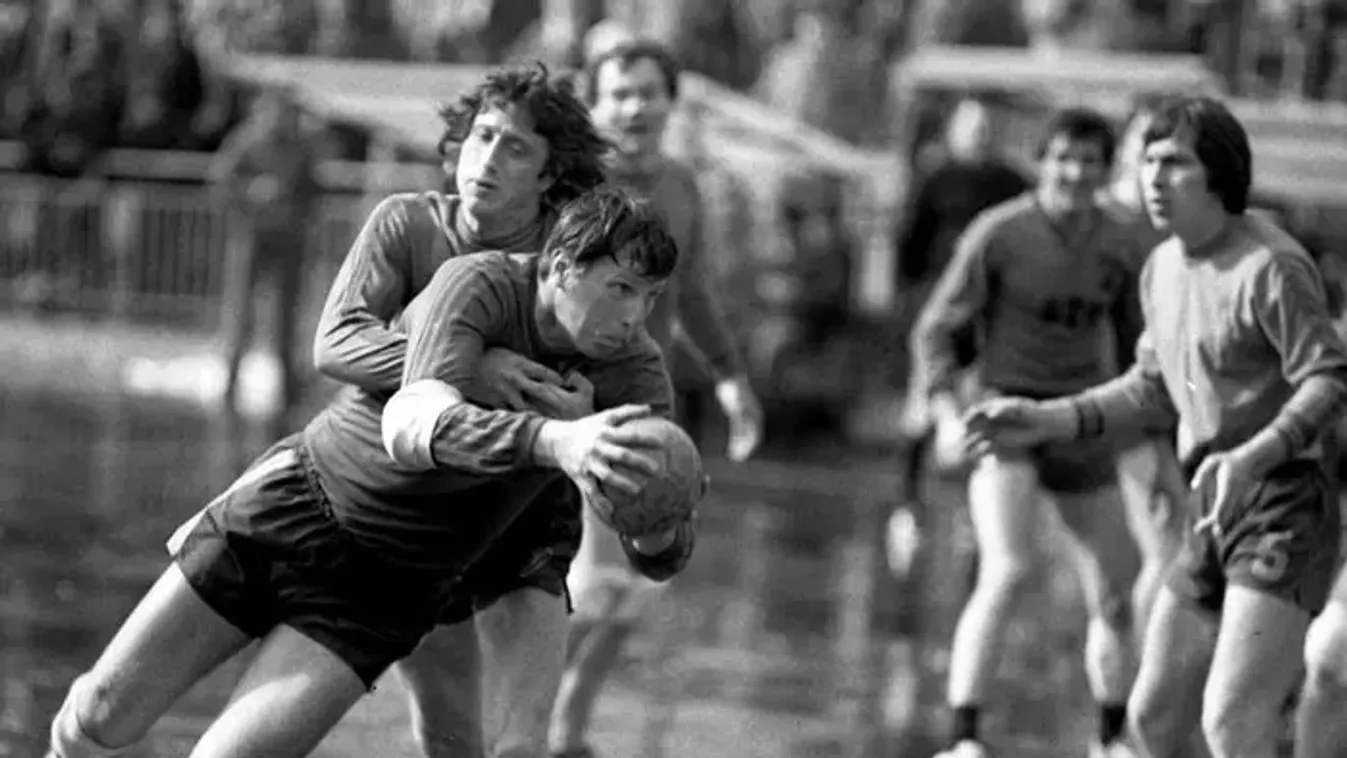 Meghalt Kovács László