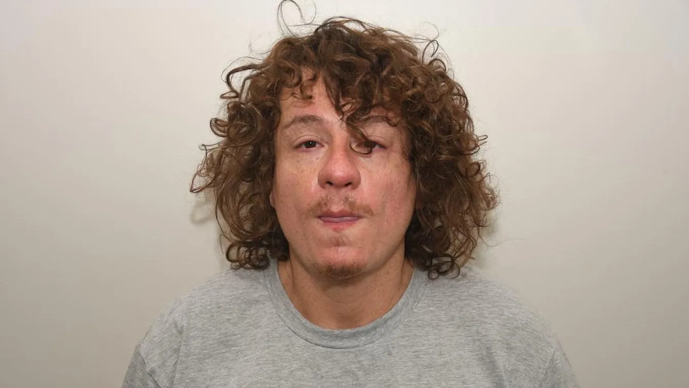 Öntöttvas tűzhelyráccsal verte agyon barátnőjét