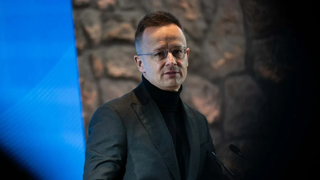 Szijjártó Péter: a vidéki gyárakban dolgozók nélkül nincs tudás- és kutatásalapú gazdaság - videóval