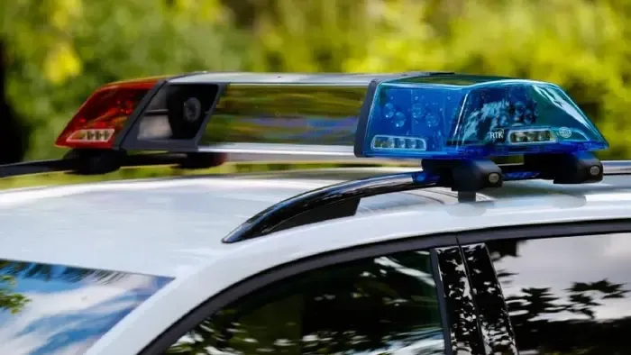 Megkéseltek egy orvost, majd rágyújtották a házát