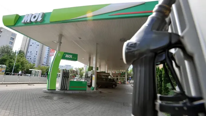 Lövések dördültek el egy szegedi benzinkúton