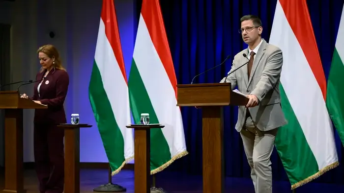 Gulyás: az Európai Bizottság a védett üzemanyagár azonnali megszüntetésére szólította fel a magyar kormányt