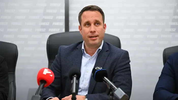 Dömötör Csaba: a Fidesz Demokrácia Központot hoz létre a tiszás választási csalások megakadályozására