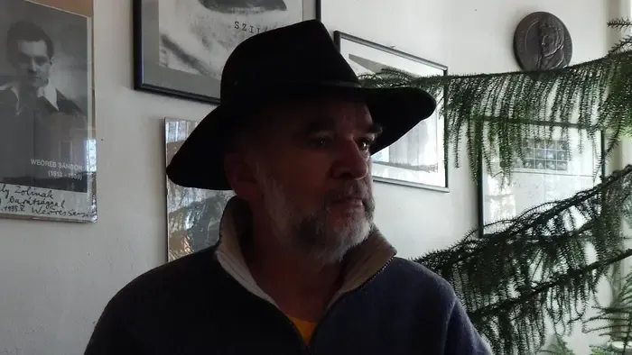 Brutális támadás áldozata lett Vida Gábor, mentőhelikopter vitte el