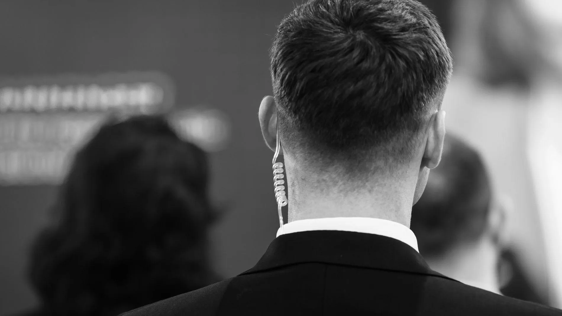 Meddig jár személyi védelem a leköszönő állami vezetőknek?