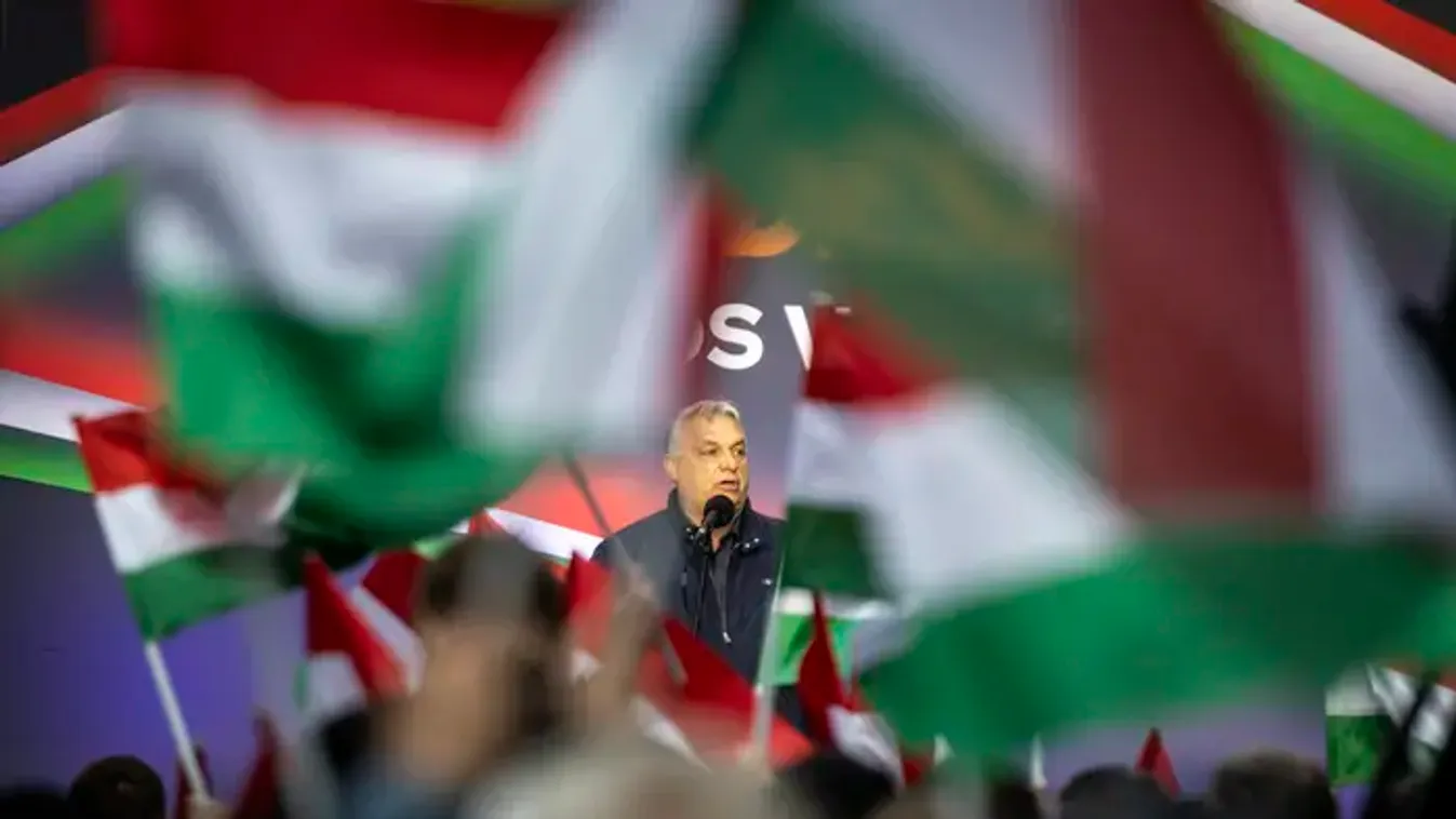 Orbán Viktor melletti kiállásra buzdít a német médiaszakember