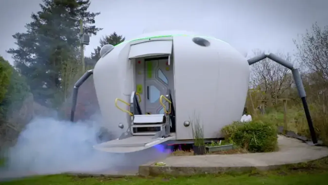 UFO tematikájú szállodáért rajong a világ, fotókon a dizájnos "csészealj"