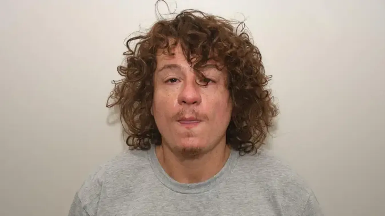 Öntöttvas tűzhelyráccsal verte agyon barátnőjét