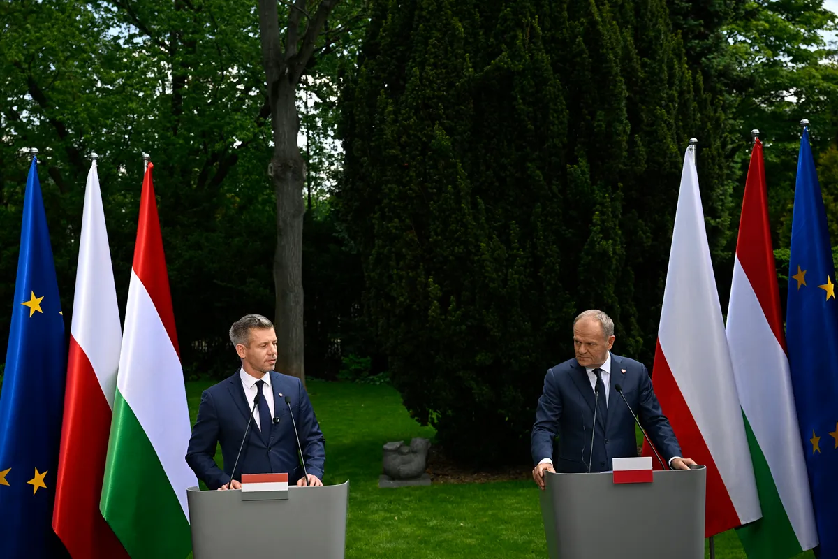 TUSK, Donald; MAGYAR Péter