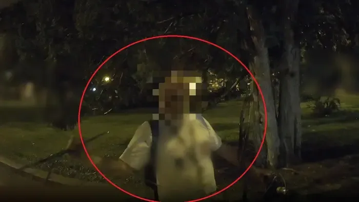  Egy turista lakókocsiját verte szét egy részeg férfi Szegeden - videóval