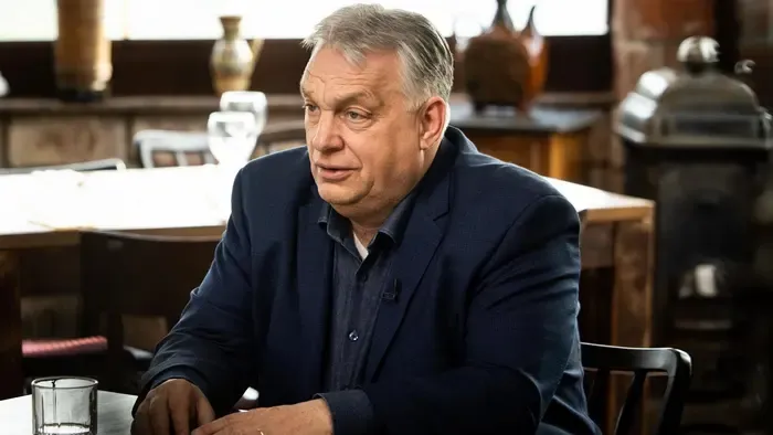 Orbán Viktor is eladományozza végkielégítését