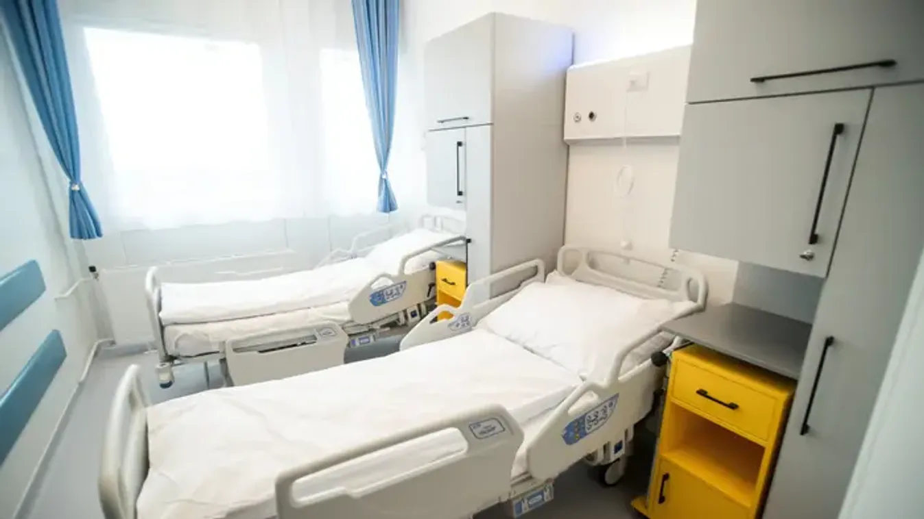Botrány a miskolci kórházban: felháborító, mit műveltek egy alvó beteggel