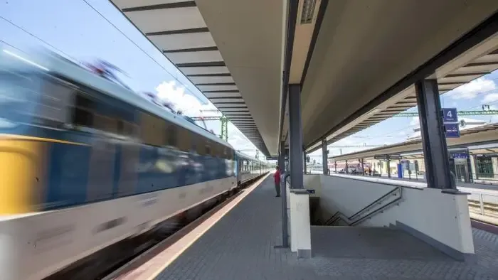Gázolt a vonat Győrnél