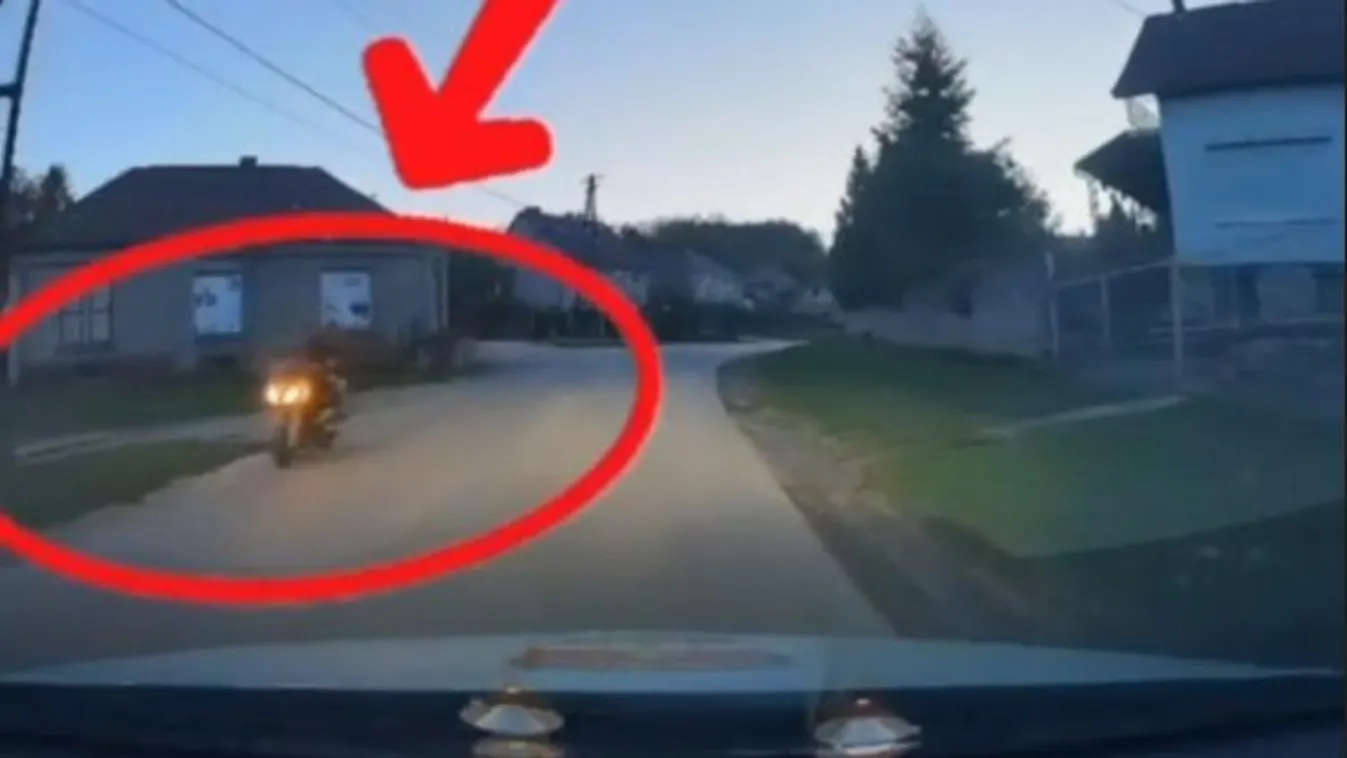 Részeg motoros landolt az árokban Zircnél, a rendőrök páholyból nézték