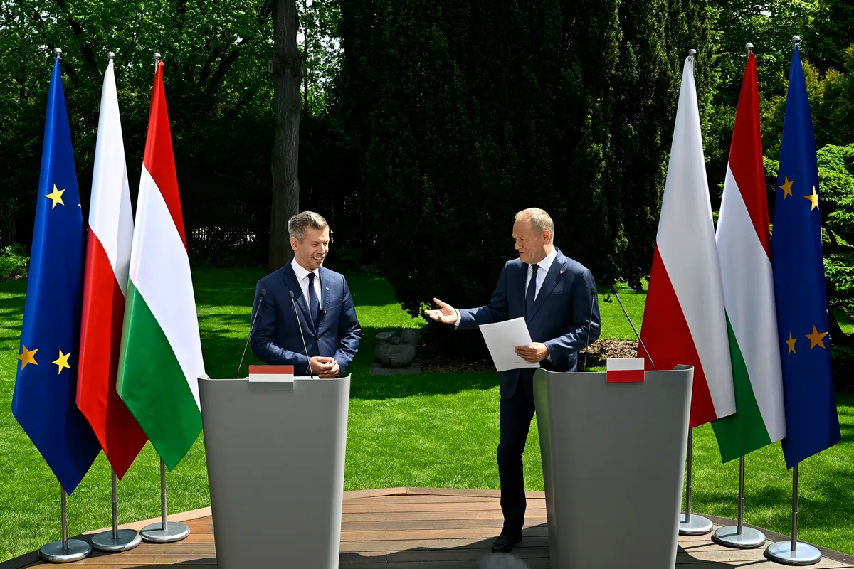 TUSK, Donald; MAGYAR Péter