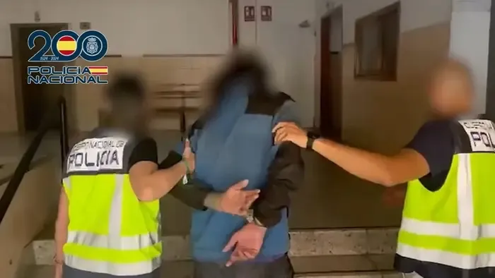 Évekig bujkált, végül Tenerifén csaptak le a világ egyik legkeresettebb magyar bűnözőjére - videóval